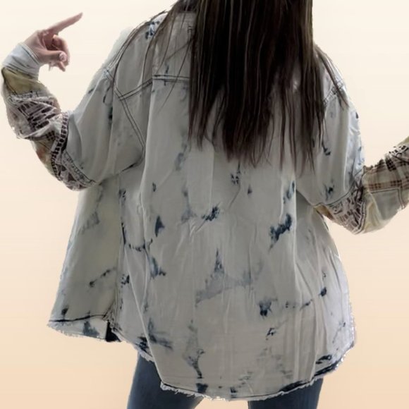 Jaded Gypsy In the Clouds Denim Shirt Jacket - Picture 2 of 4